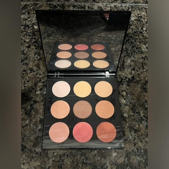 KleanColor Hype Highlighter 9 color palette BRAND NEW CRUELTY FREE! - Picture 4 of 9